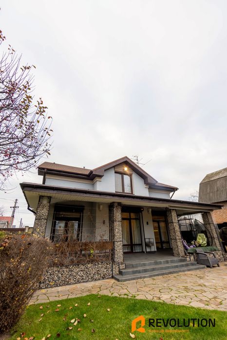 БЕЗ %! Оренда 2-поверхового будинку з басейном і генератором