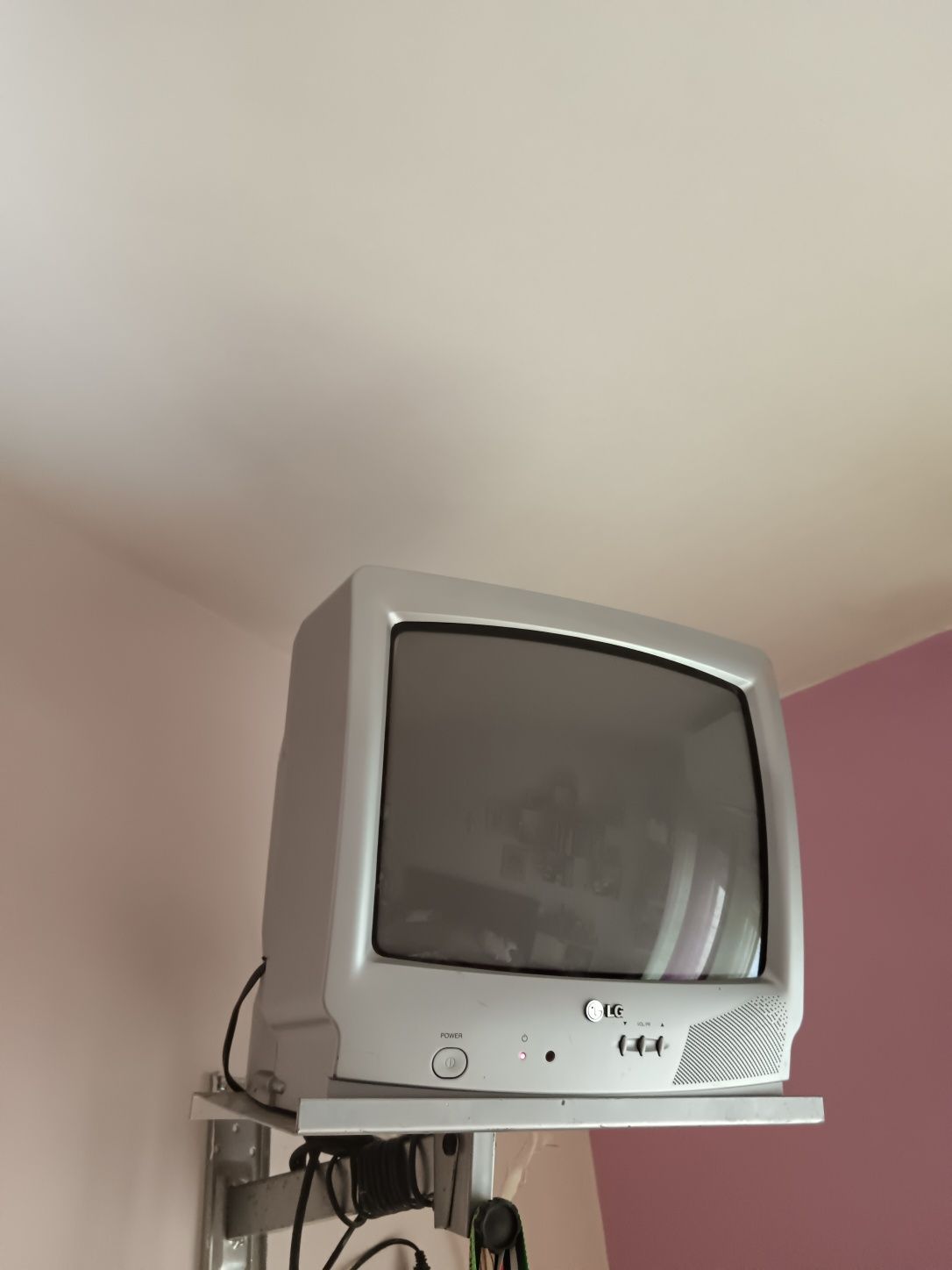 TV LG 14" com comando