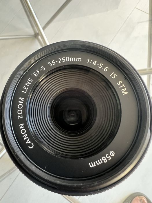 Canon EF-S 55-250mm f/4-5.6 IS STM