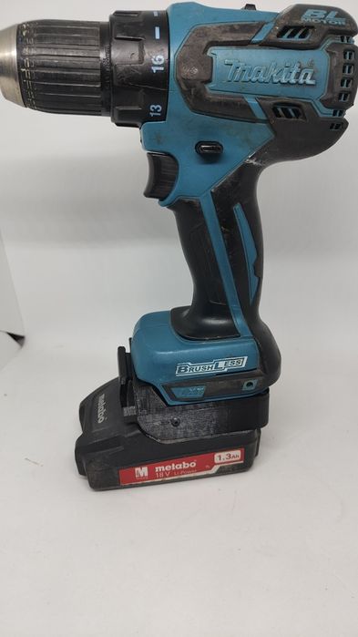 Dwa adaptery z baterii metabo na narzędzia Parkside X20V i makita LXT