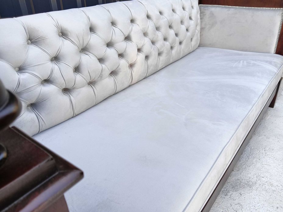 Kanapa sofa antyk po renowacji