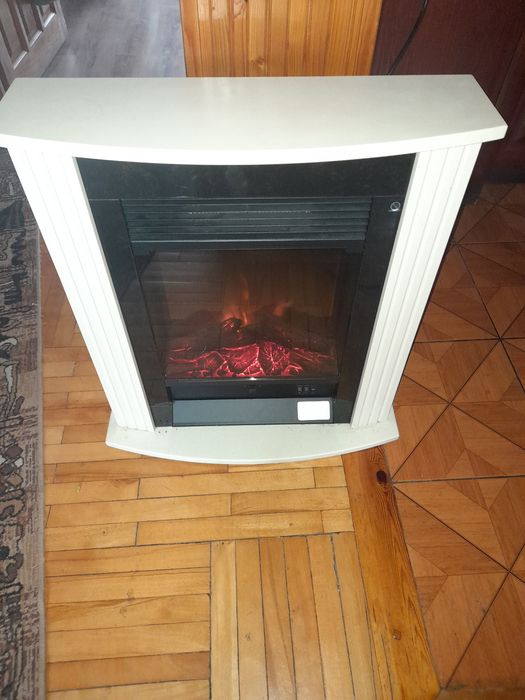 Kominek elektryczny