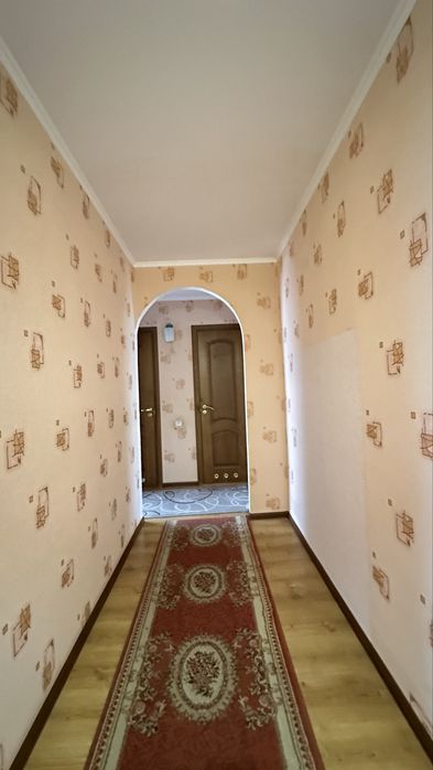 Продаж 3к поруч з центром міста . Міська лікарня