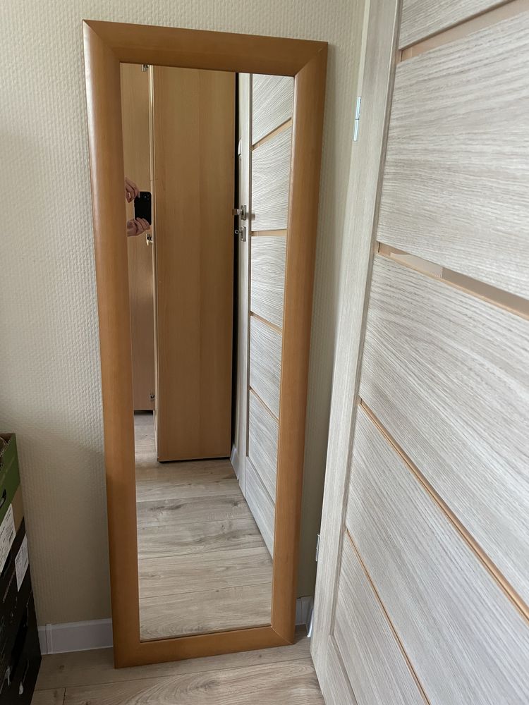 Ikea lustro Riska