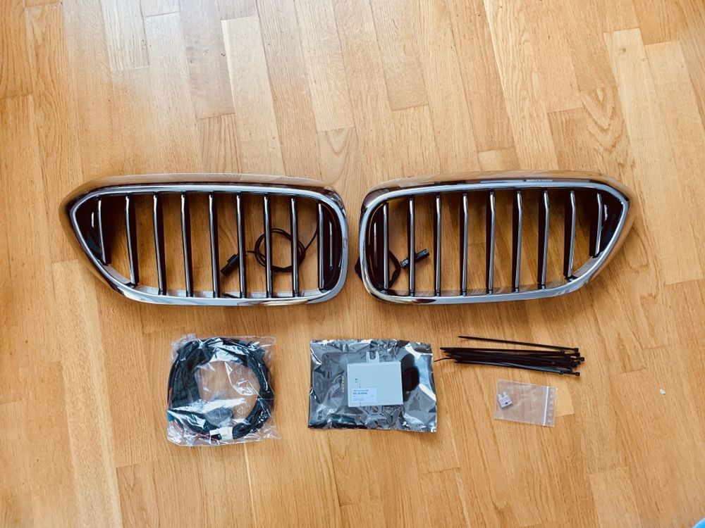 Гриль з Підсвіткою LED BMW 5 G30 F90 Iconic Glow 63172470911 ноздрі