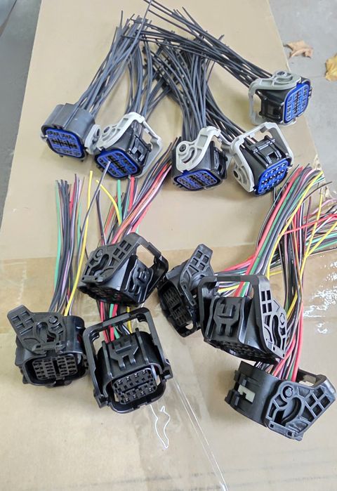 Фішки коннектор клема розєм проводка на фари KIA EV6 Hyundai Ioniq 5