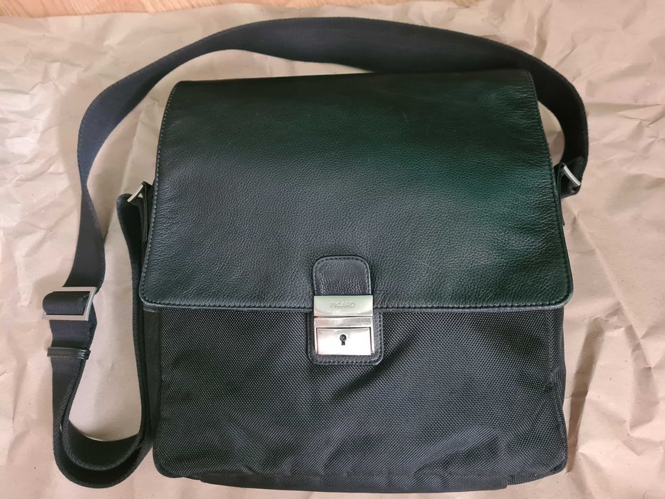 Сумка  фирменная оригинал известной фирмы  PICARD