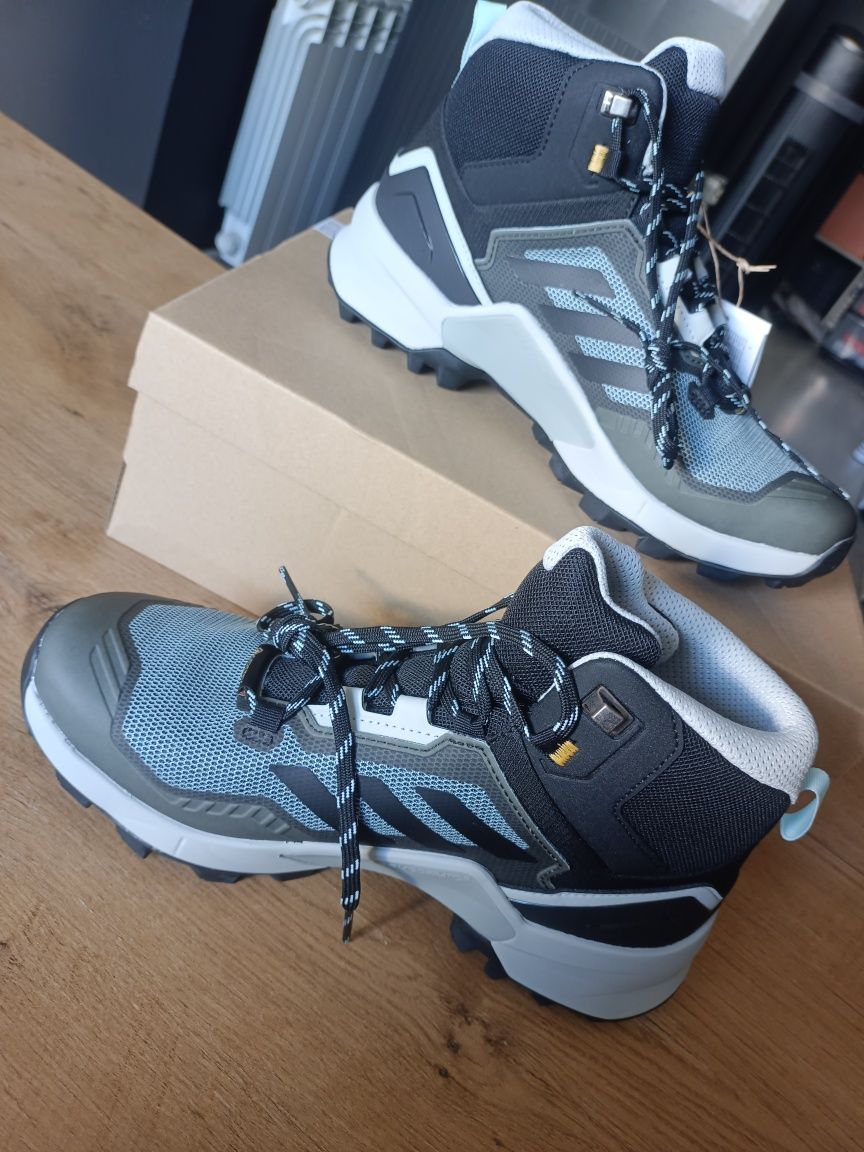 Buty trekkingowe Adidas Terrex Swif R3 Mid GTX W