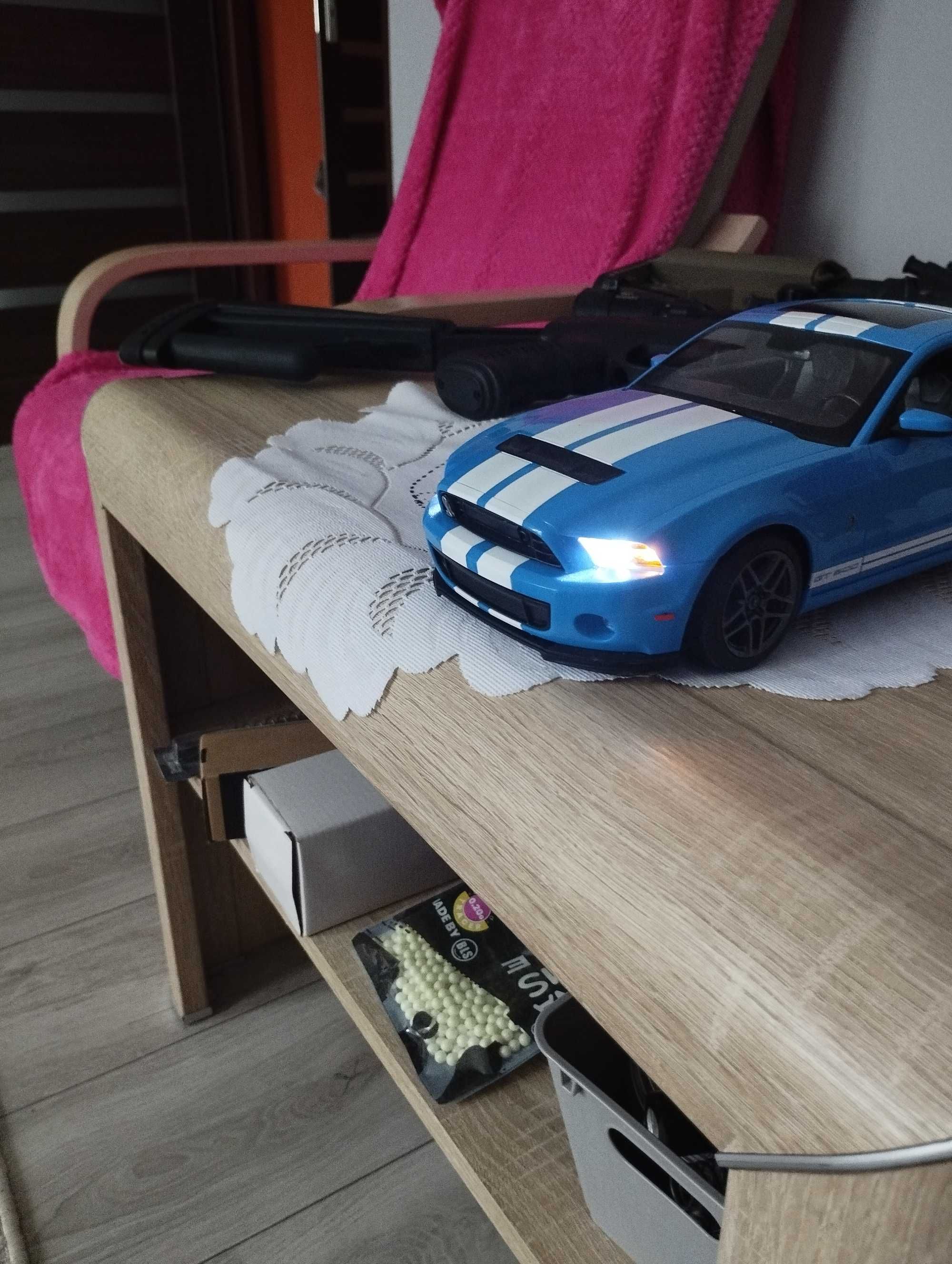 Model RC Shelby gt500