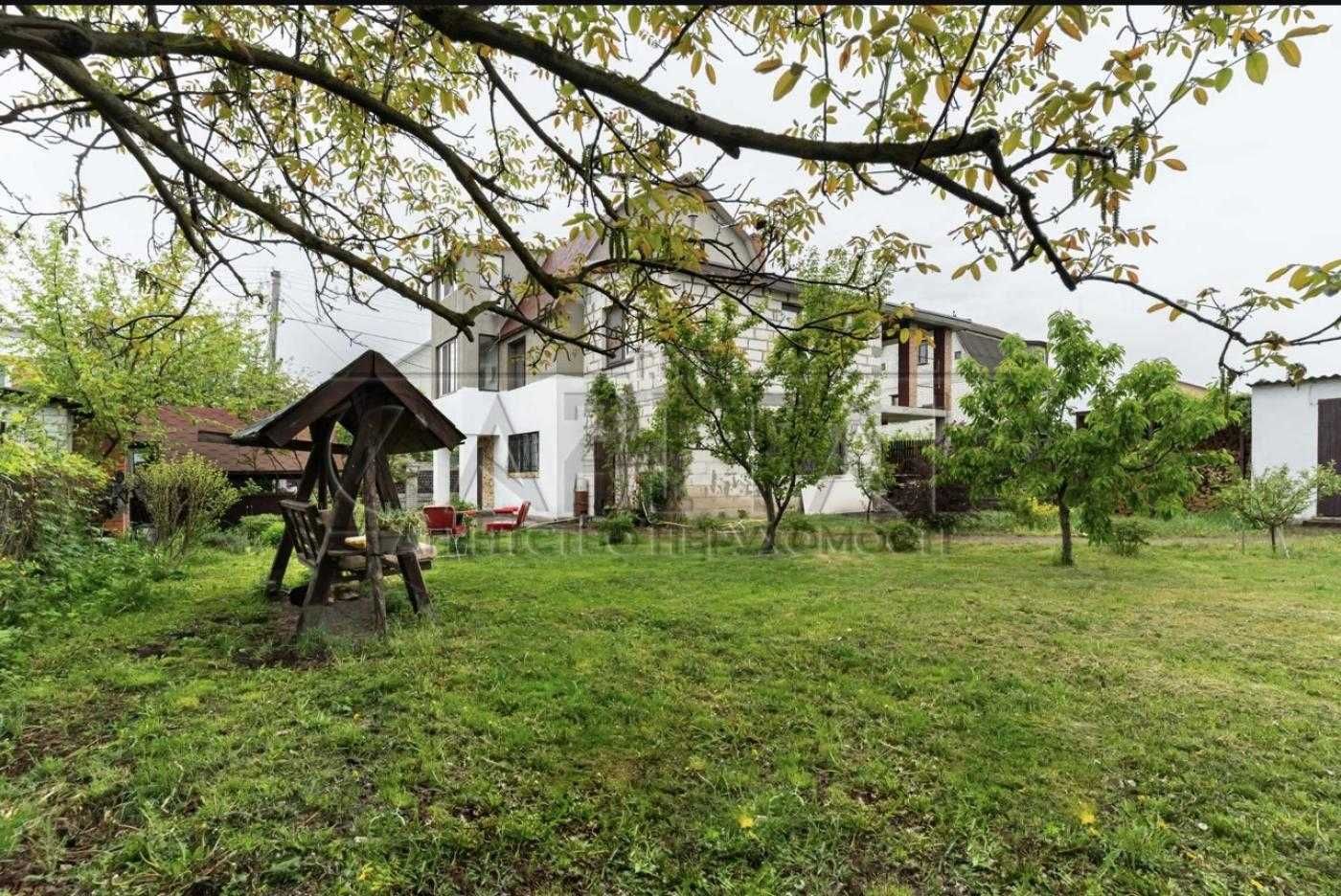 Продаж будинку | Осокорки, 5 кімнат, сад, 3 поверхи, 210 м²