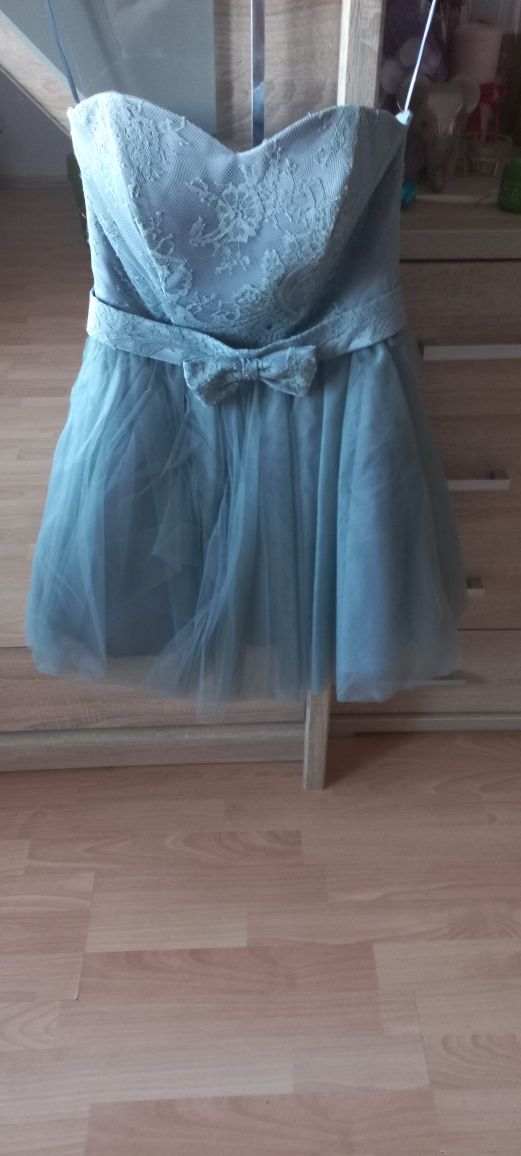 Sukienka gorsetowa