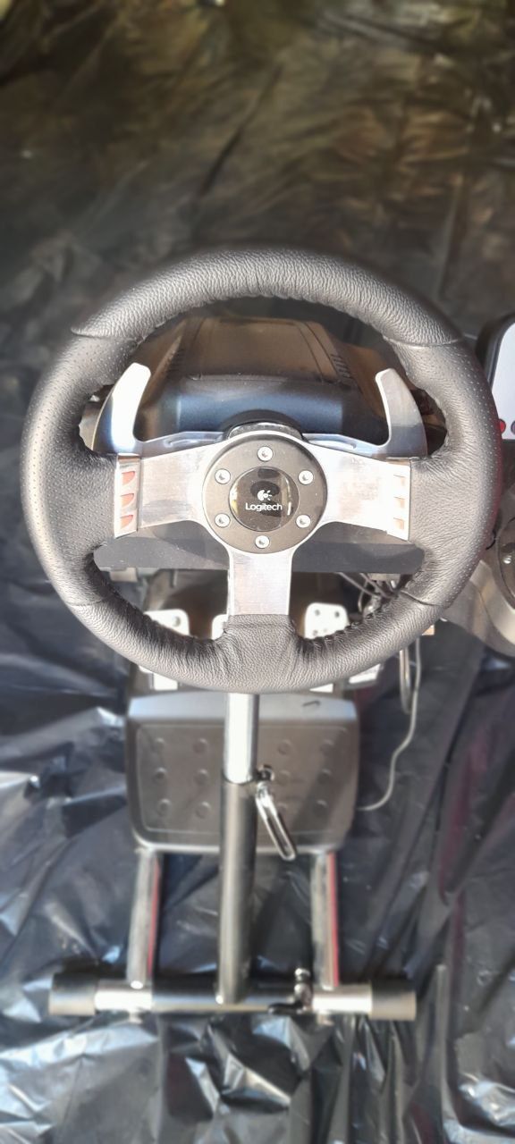 Ігровий маніпулятор Logitech Logitech G27 Racing Wheel (941-000092)