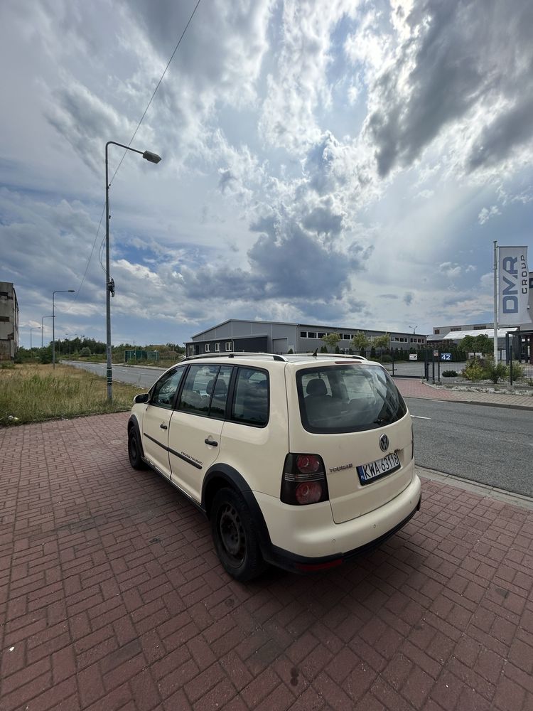 Volkswagen Touran Cross 1,9tdi 7 osobowy