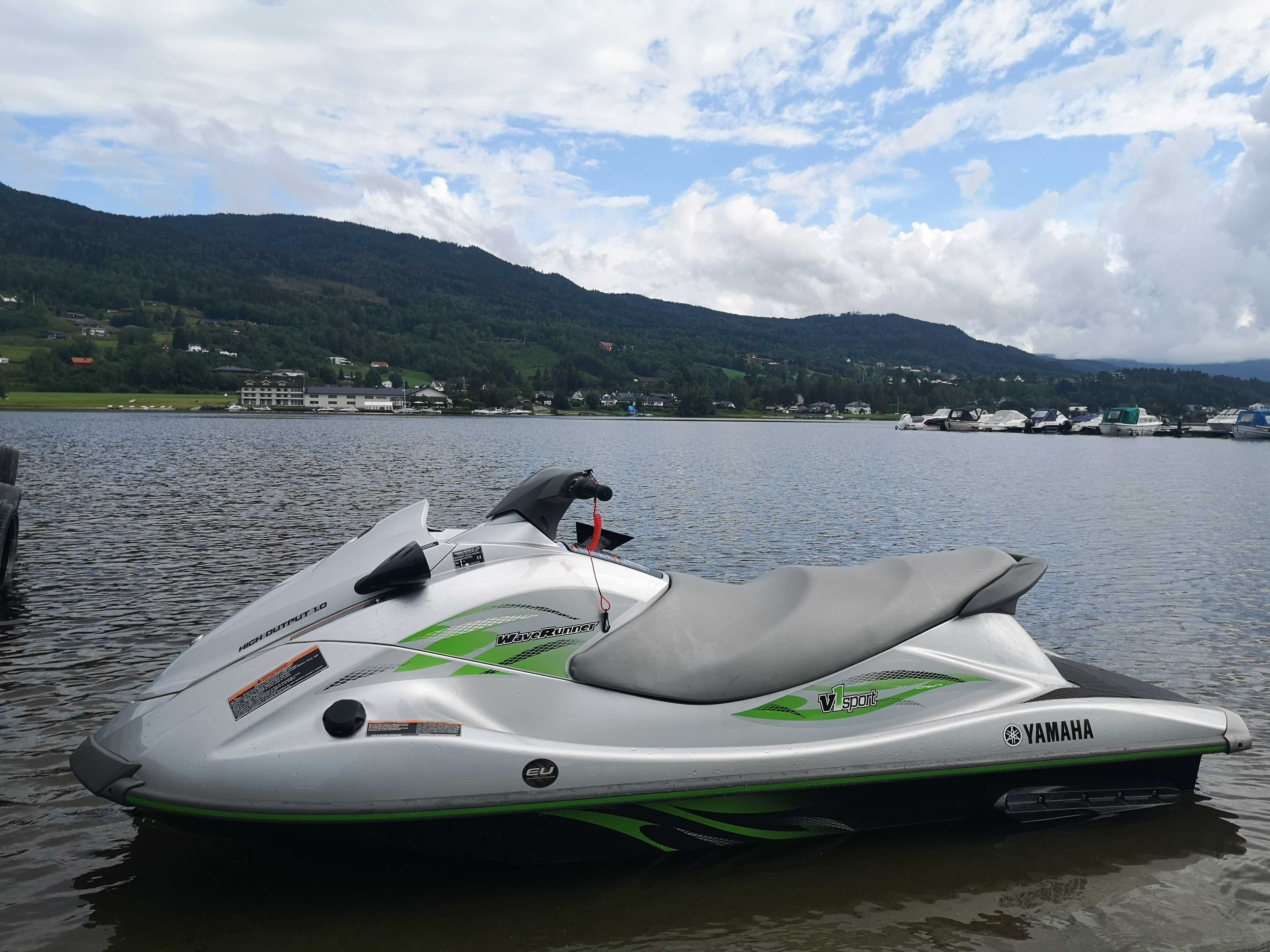 Yamaha WaveRunner V1sport