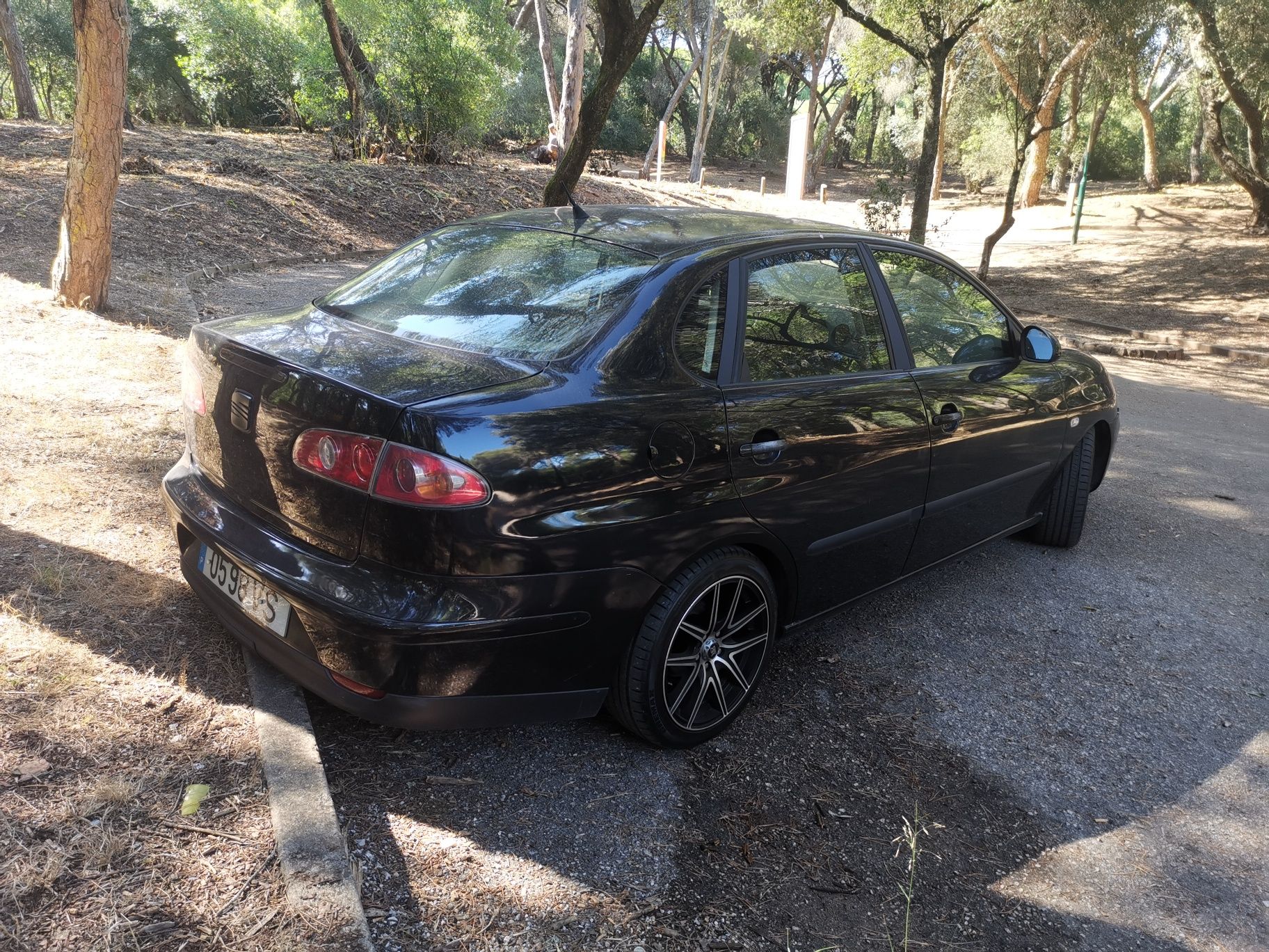 Seat Cordoba Sport FR 1.9 TDI cerca de 200CV - Aceito troca por Mota