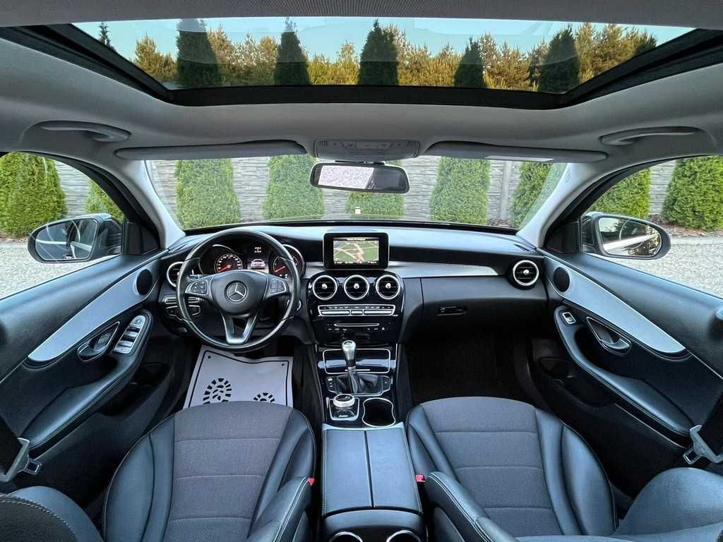 *Mercedes C-Klasa Avantgarde Navi Full Led Panorama 2xPDC Skóra AF18*