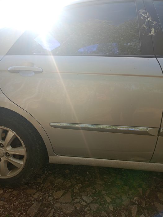 Продам автомобіль kia cerato