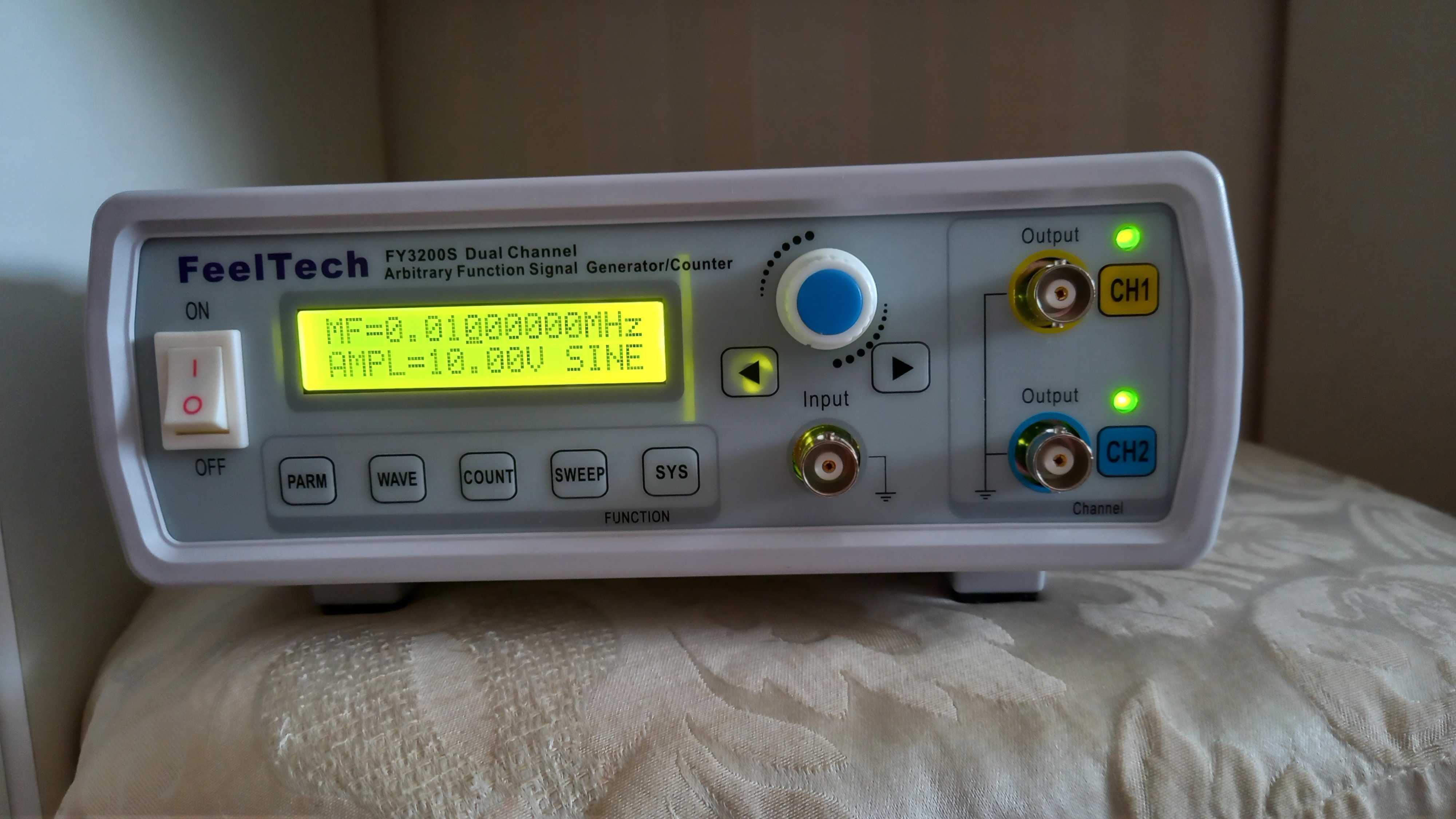 Генератор сигналов Feel Tech - 24 МГц c управлением с компьютера