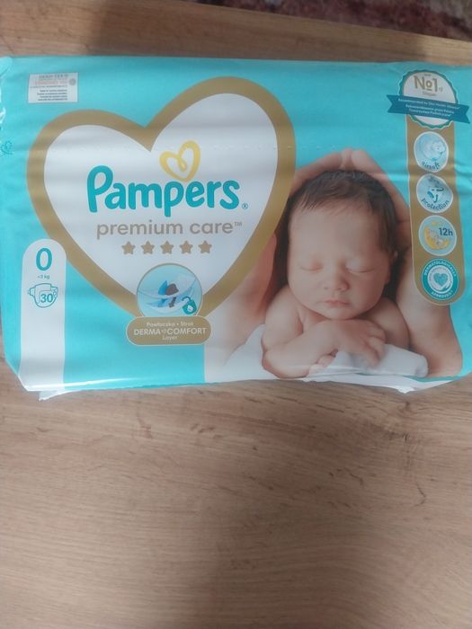 Pieluszki ,,pampers,,0