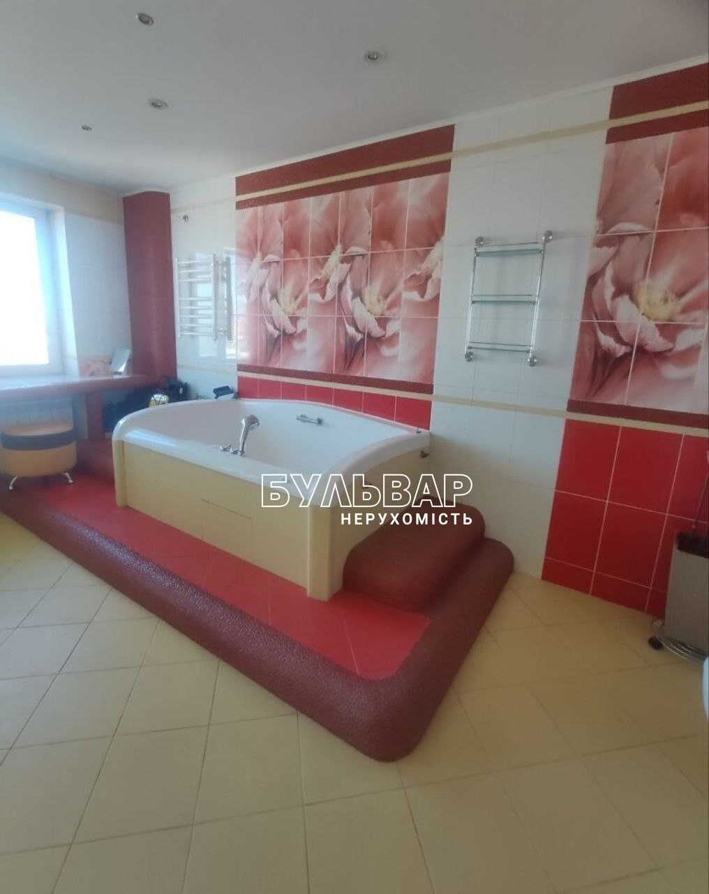 Продам 3 к.кв - 202 м2, Новострой, Гагарина 43/1, Левада, Державинская