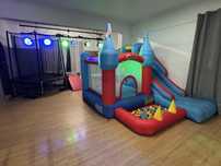 Sala de Festas e Eventos com Insuflavel e Trampolim incluido