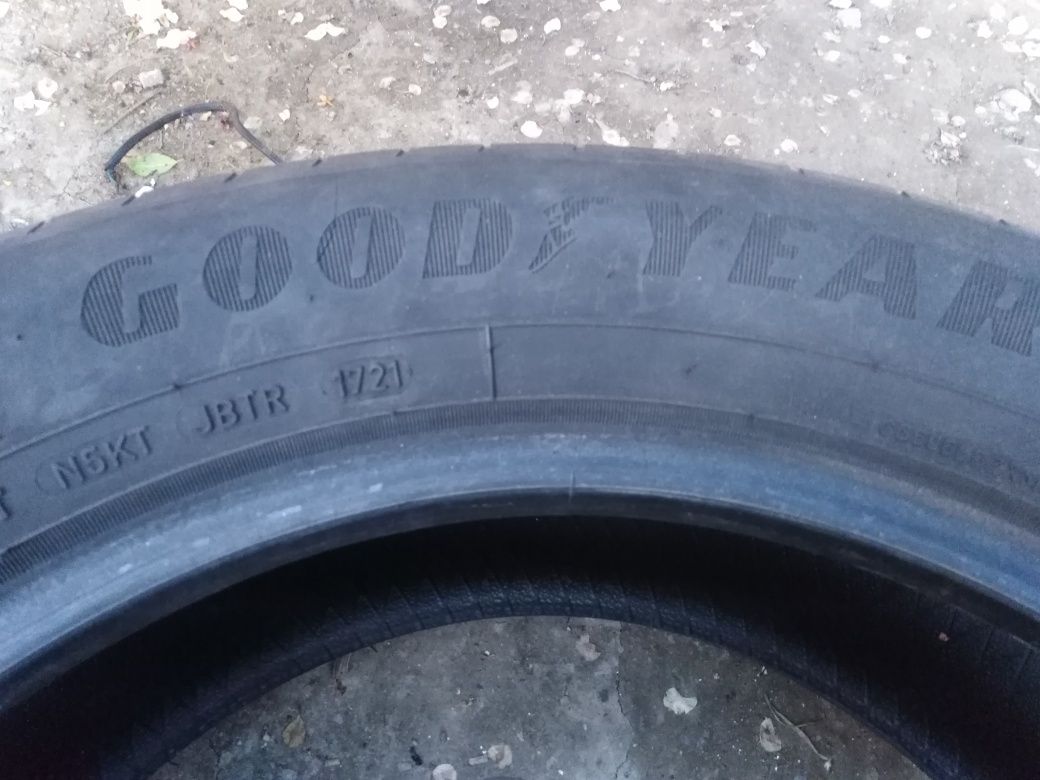 Шини літні комплект Goodyear r17