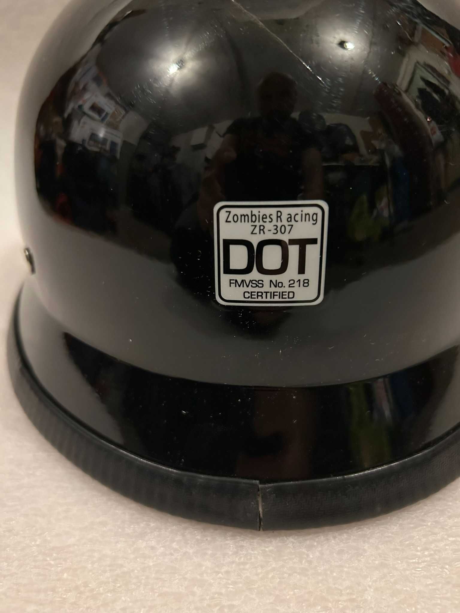 kask typu niemiecki hełm