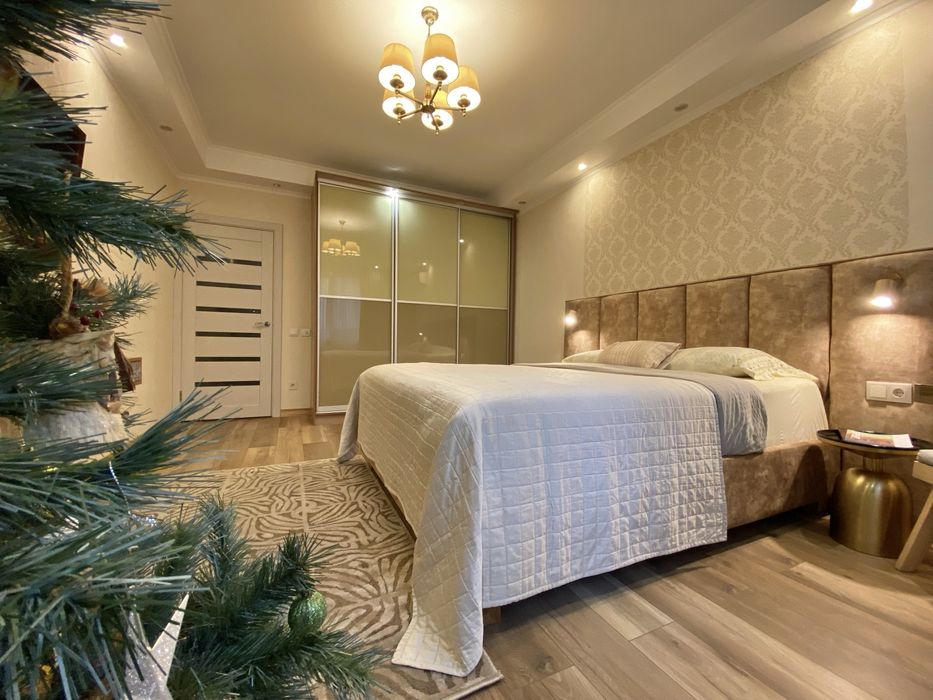 Комфортна квартира подобово біля Києва