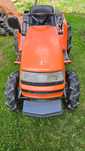 Traktorek mini-japoński Kubota B52