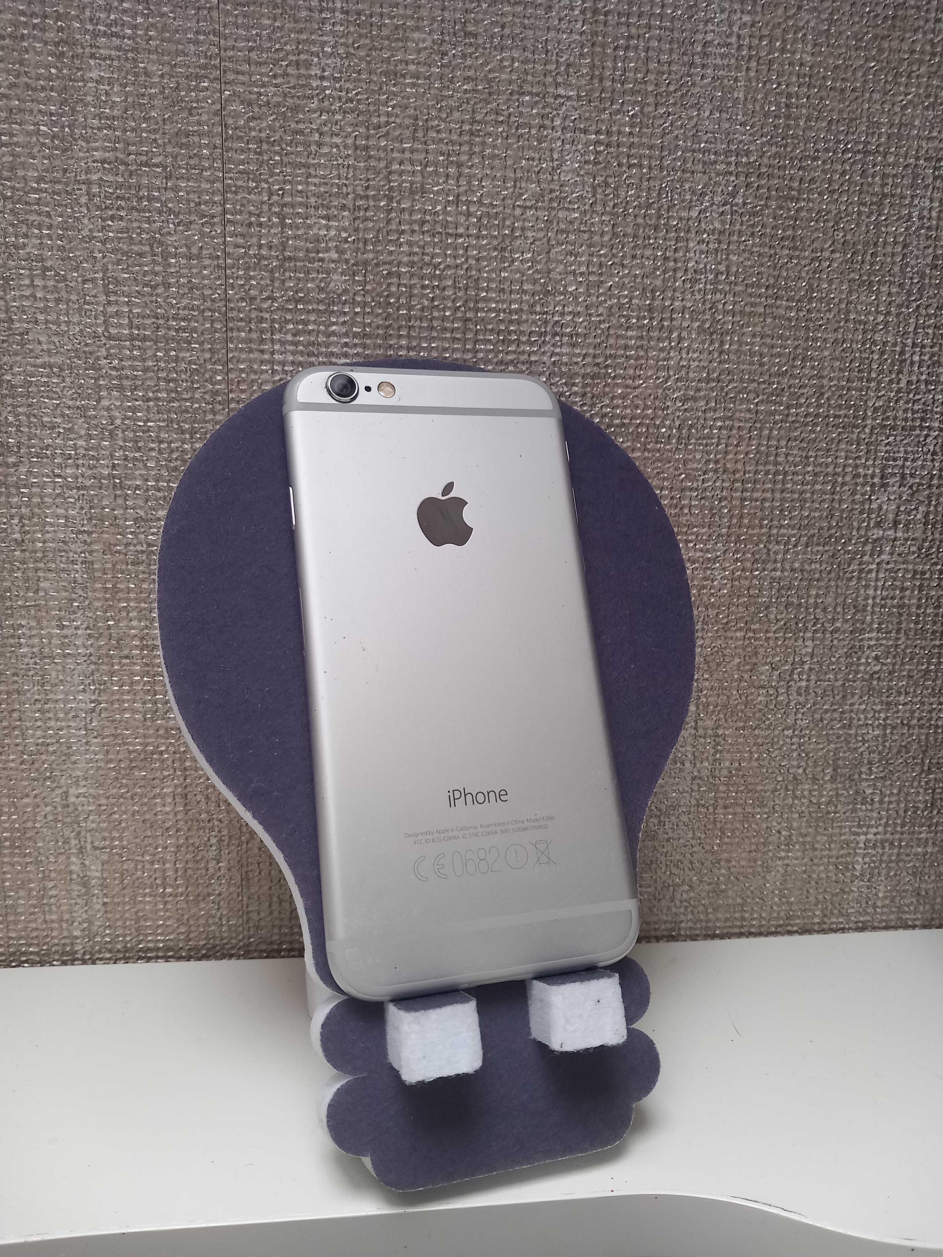 Iphone 6 + Etui i ładowarka!