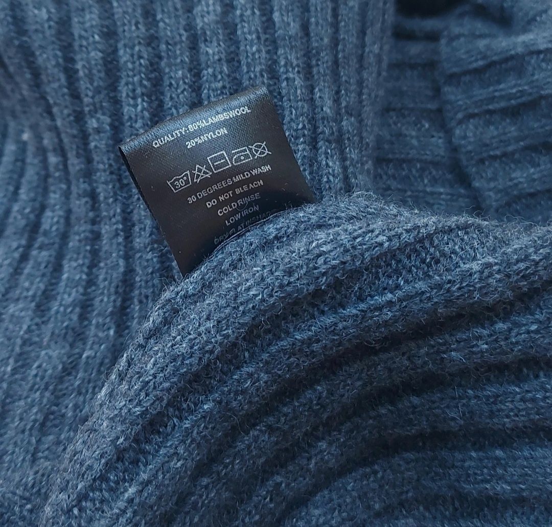kamizelka wełniana prążkowana holzweiler 80% wełna jagnięca lambswool