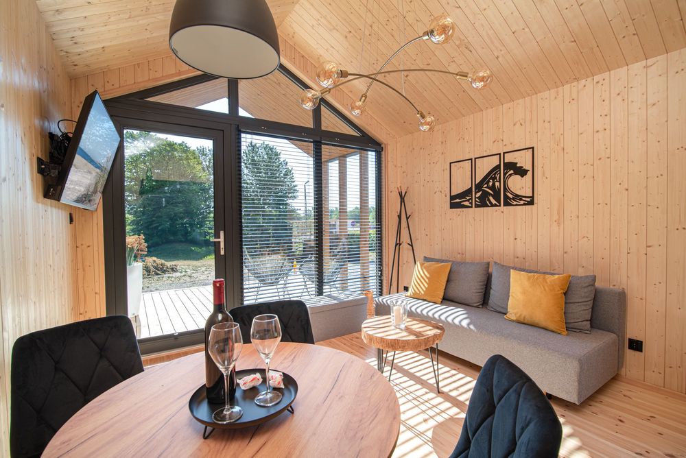 CIEPŁY i SOLIDNY dom mobilny 4x11m z tarasem!