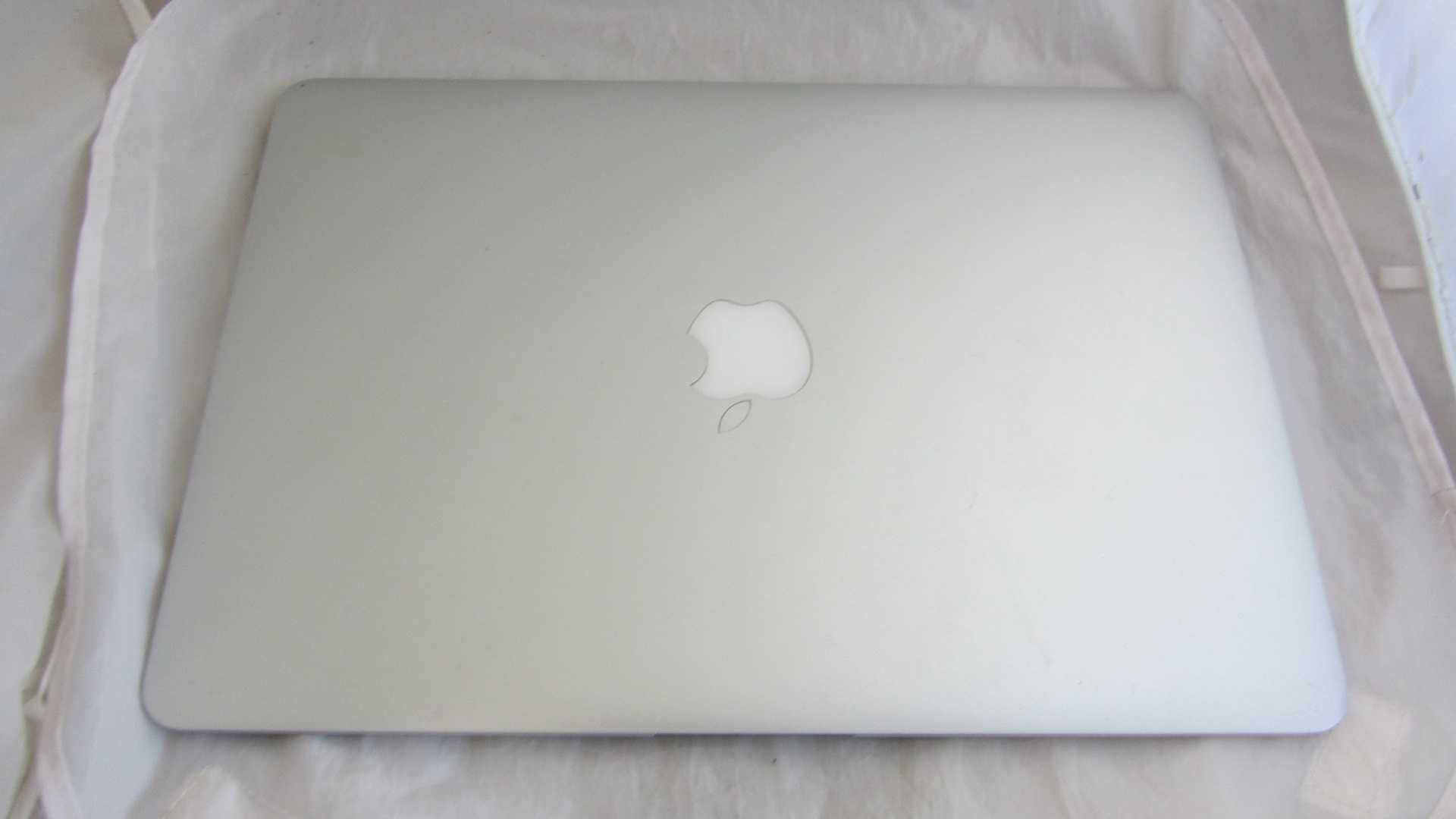 Ноутбук Apple A1369 MacBook Air 13"