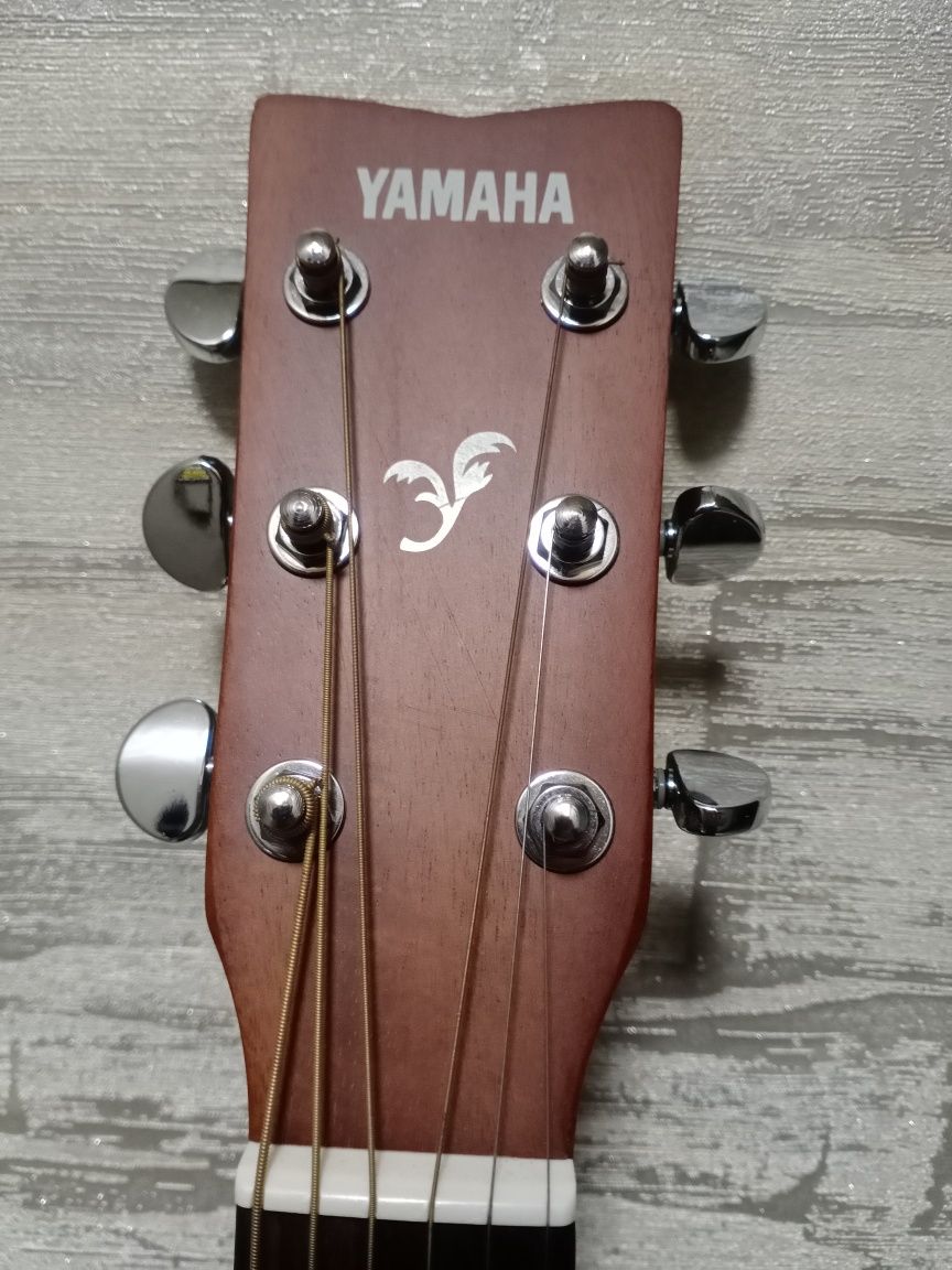 Акустична гітара YAMAHA F370 з чохлом