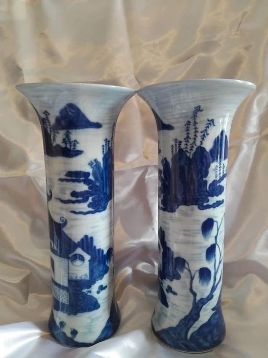 Par de Jarras Blue Canton Vista Alegre, Mottahedeh