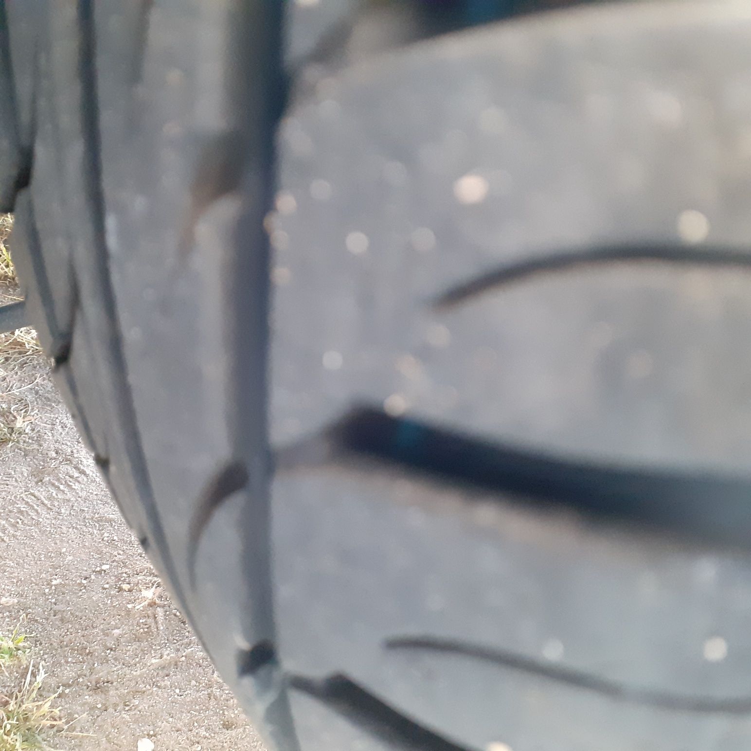 Sprzedam opony letnie lub całe koła 225 45 R17 stan BDB