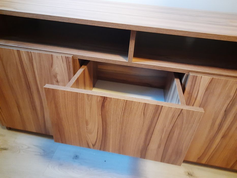 Komoda pod telewizor