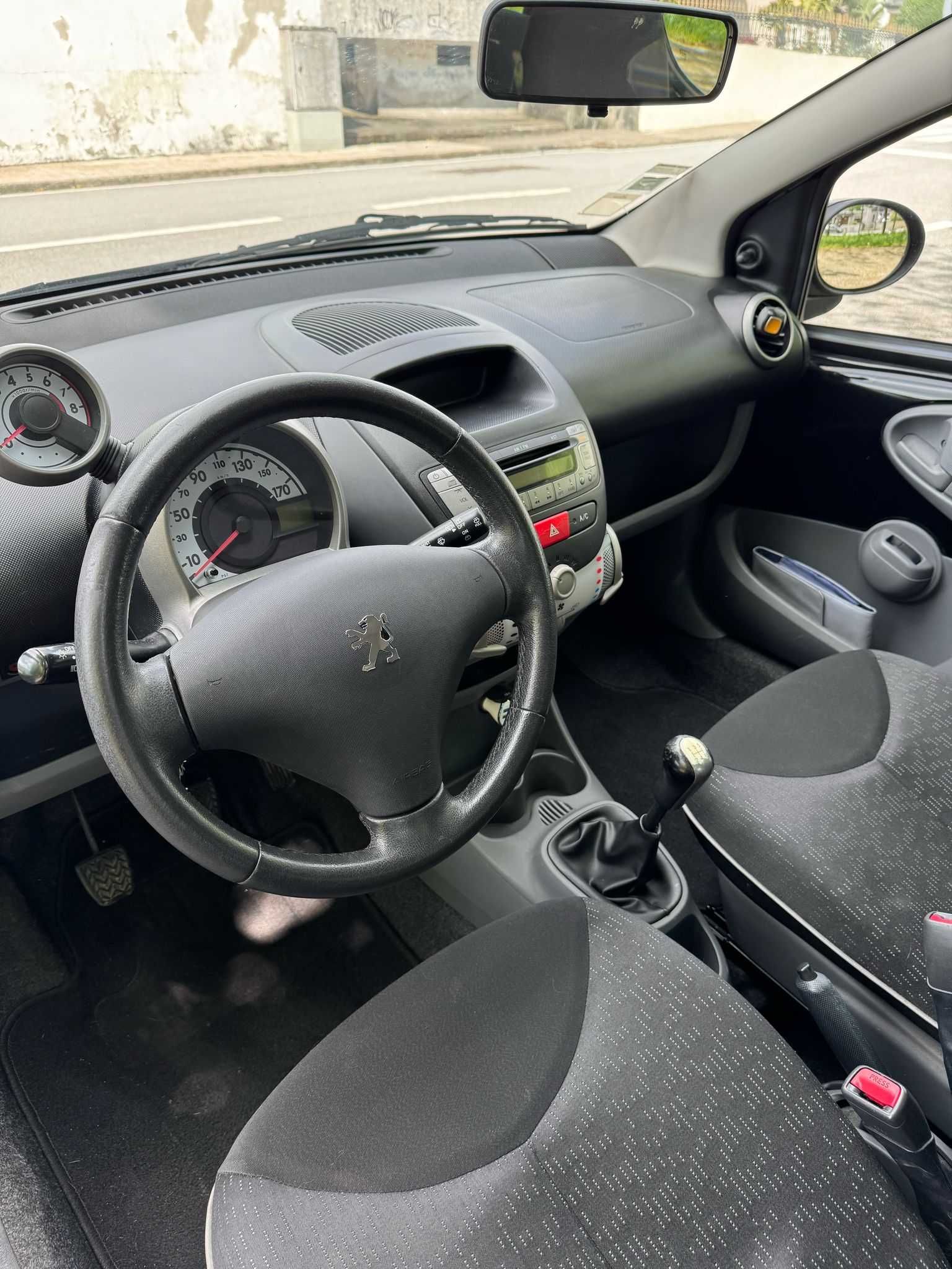 Peugeot 107 1.0 Black&Silver