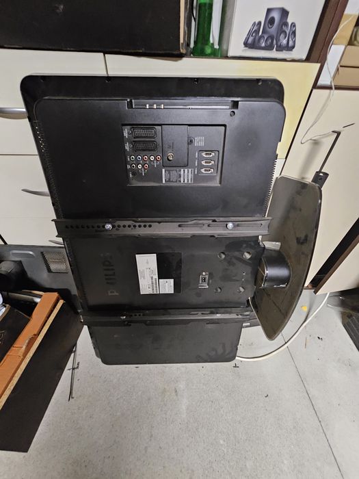 Philips 37PFL5603D używany