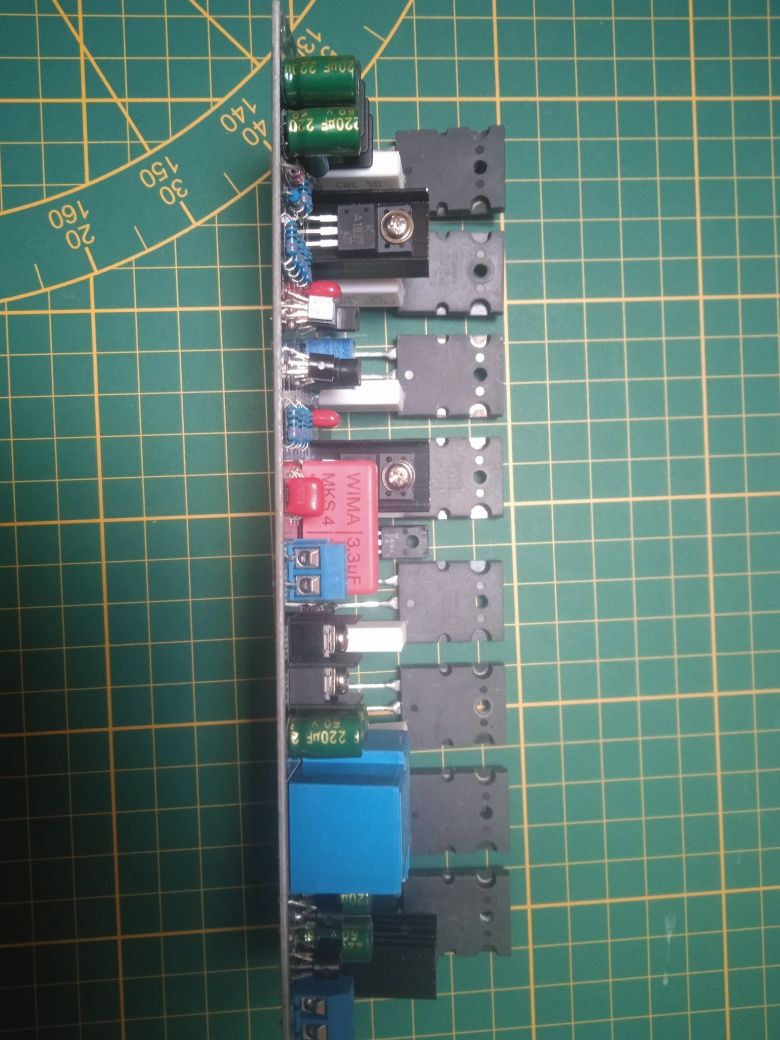 Wzmacniacz mocy 400W