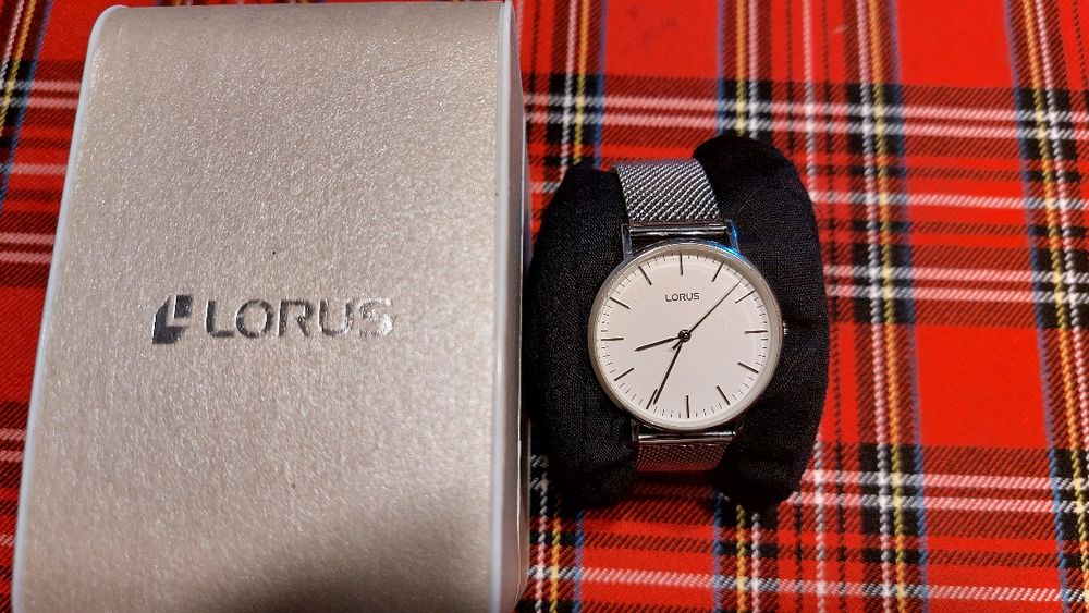 Zegarek Lorus srebrny
