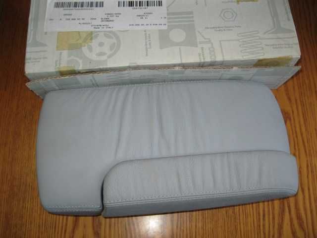 Подлокотник Mercedes S 500 w220