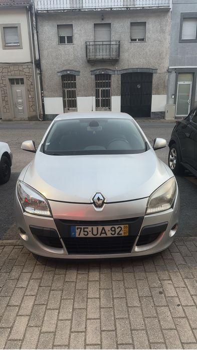 Renault megane coupe 2009