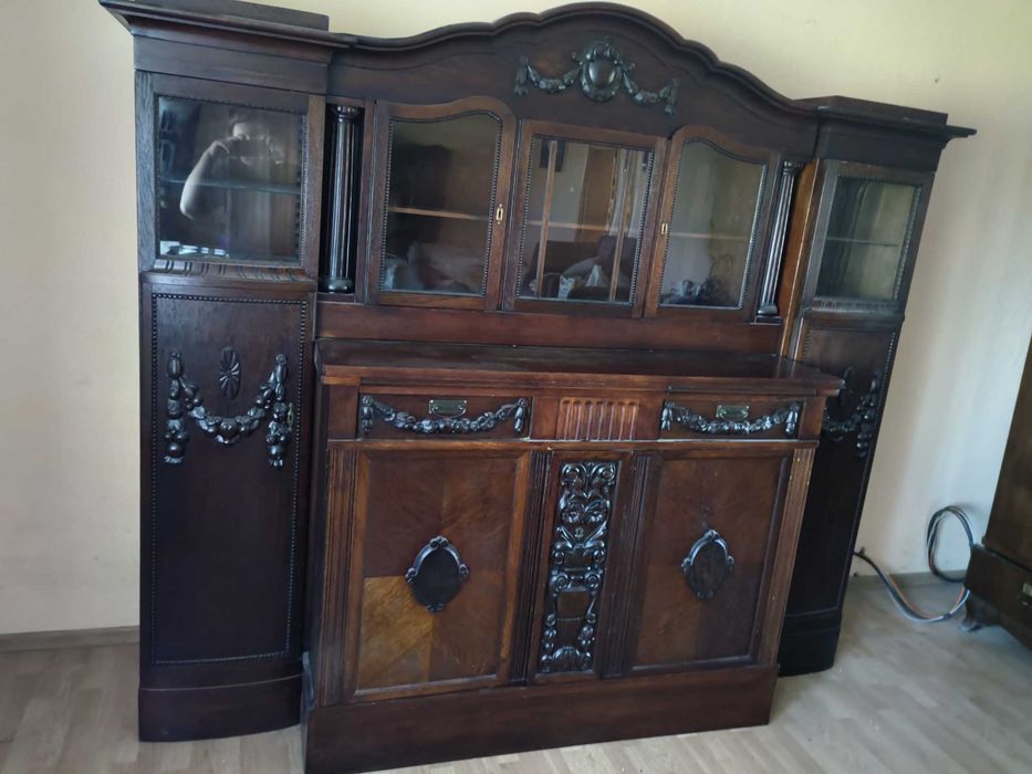 Kredens antyk zabytkowy