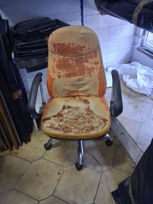 Vendo cadeira escritorio