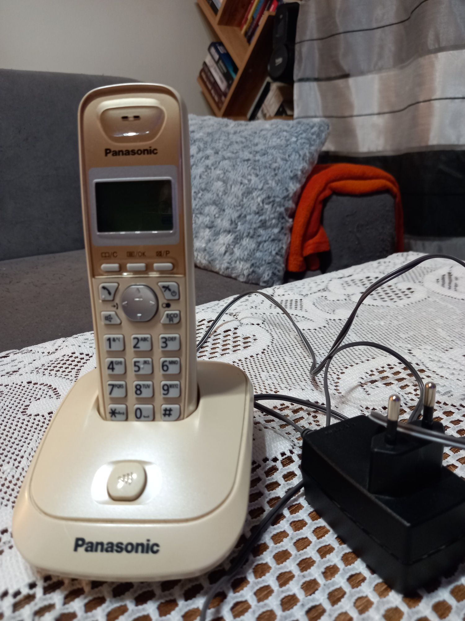 Telefon stacjonarny