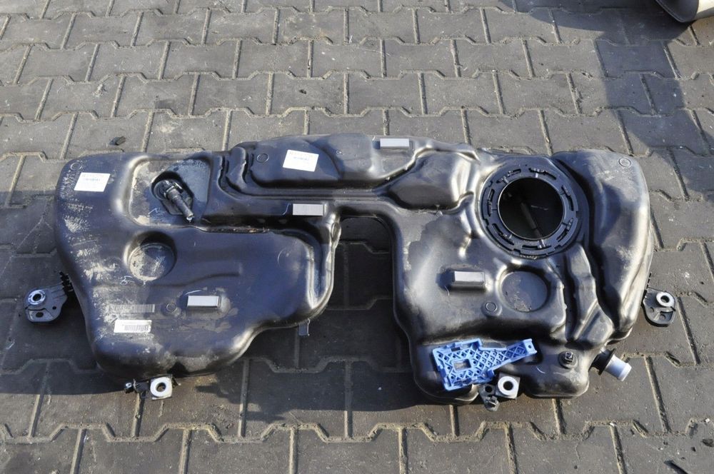 XC60 II D4 ZBIORNIK PALIWA BAK 31478590 31355162