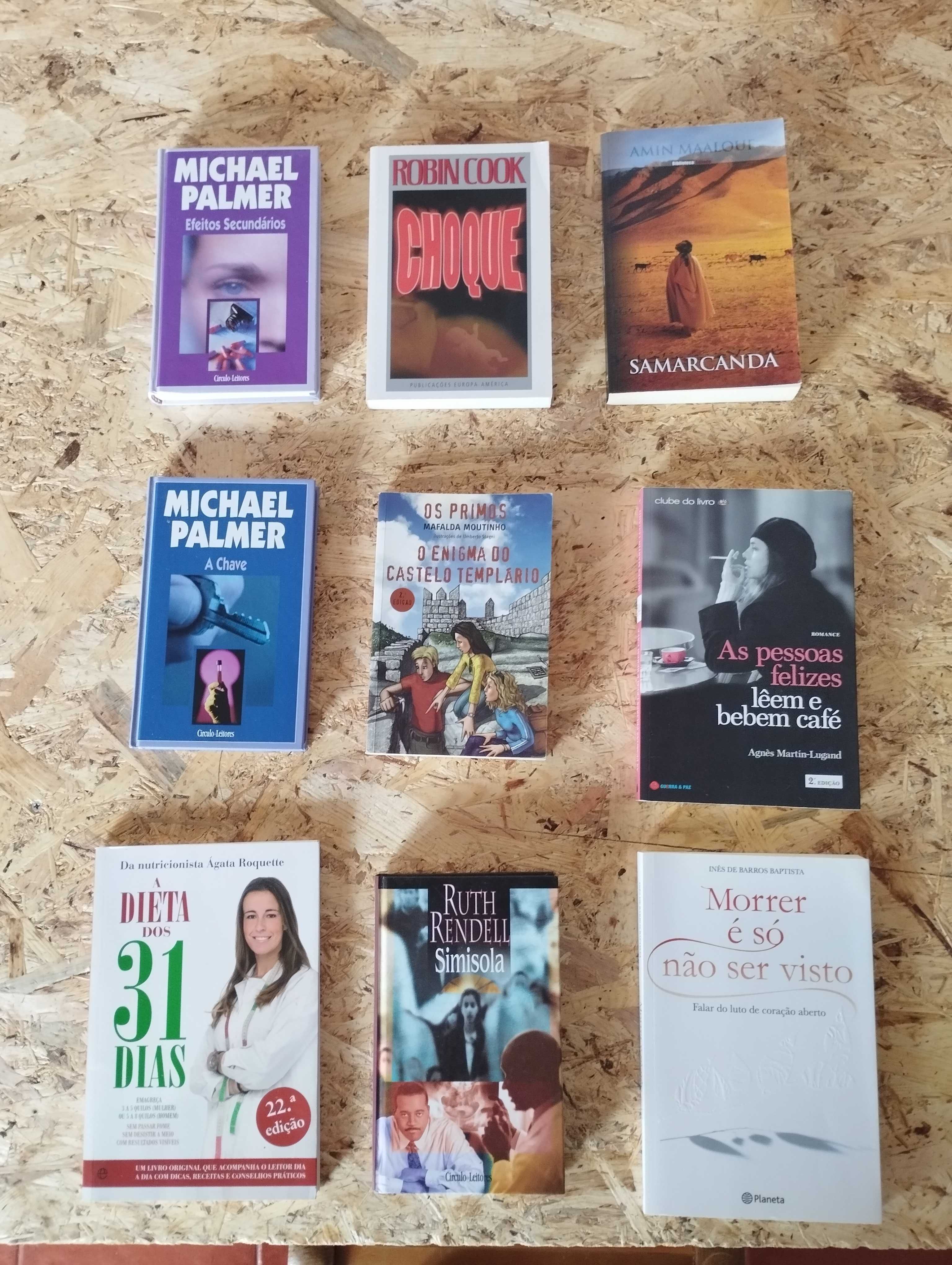 Vários livros em excelente estado