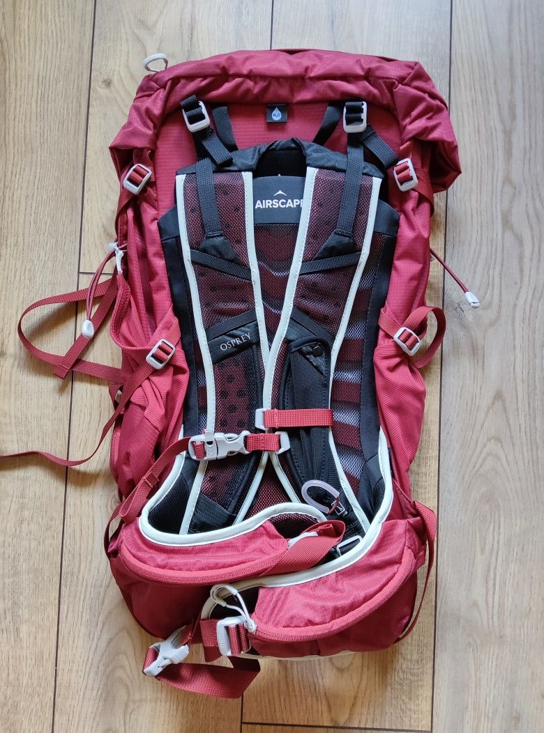 Plecak Osprey Talon 33 Cosmic Red s/m !  atrakcyjna cena!