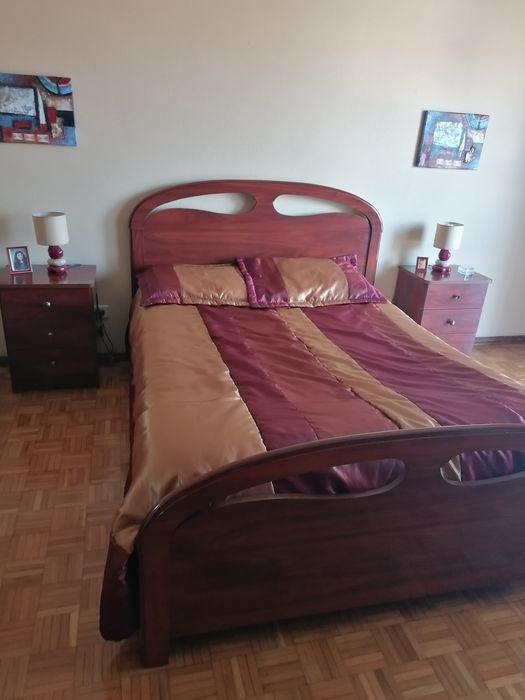 Mobília completa de quarto de casal